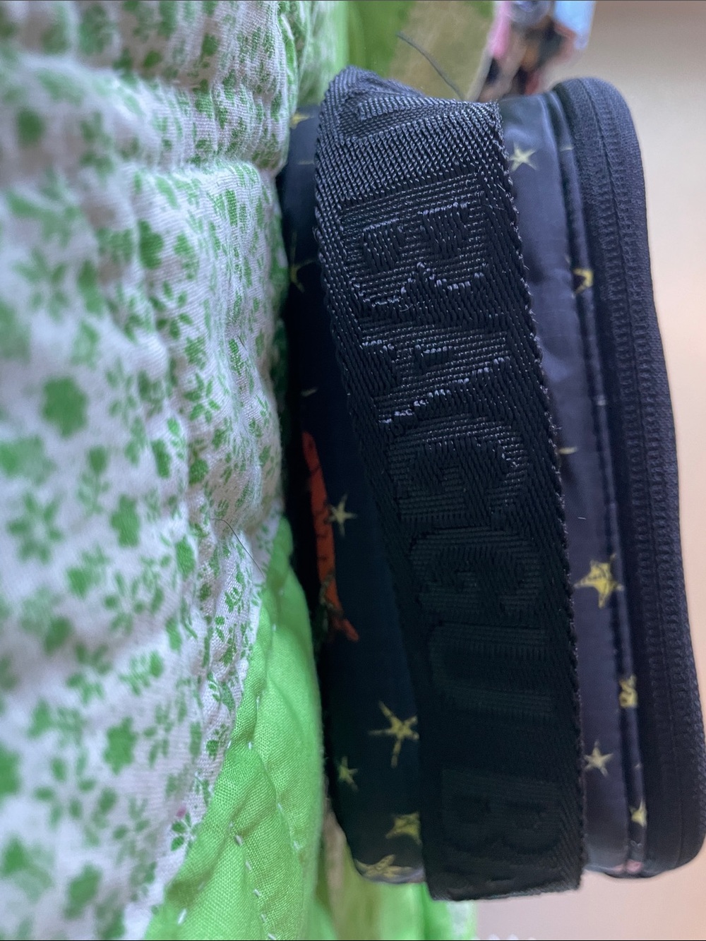 Baggu Puffy Lunch Box - Star Fish - Picture 4 of 7